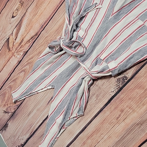 Romper with tie waist - Picture 3 of 5